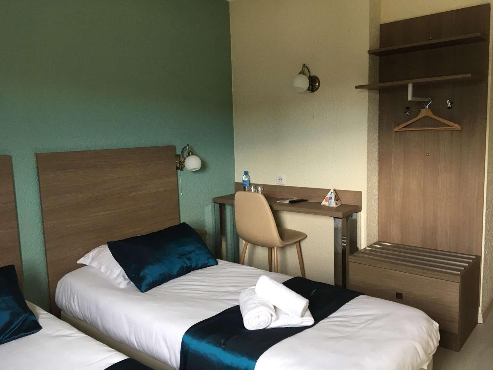 Brit Hotel Salon De Provence Εξωτερικό φωτογραφία