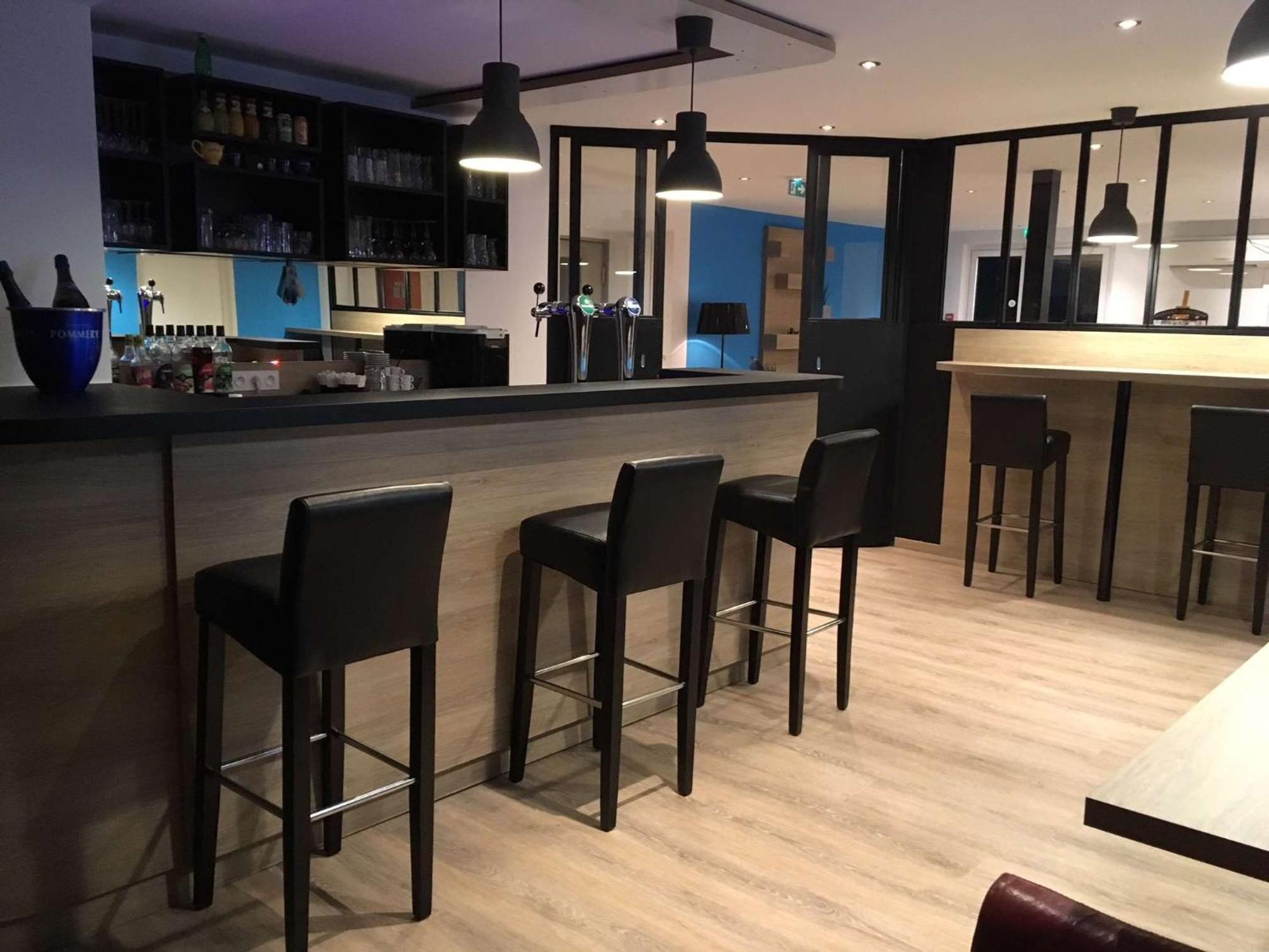 Brit Hotel Salon De Provence Εξωτερικό φωτογραφία